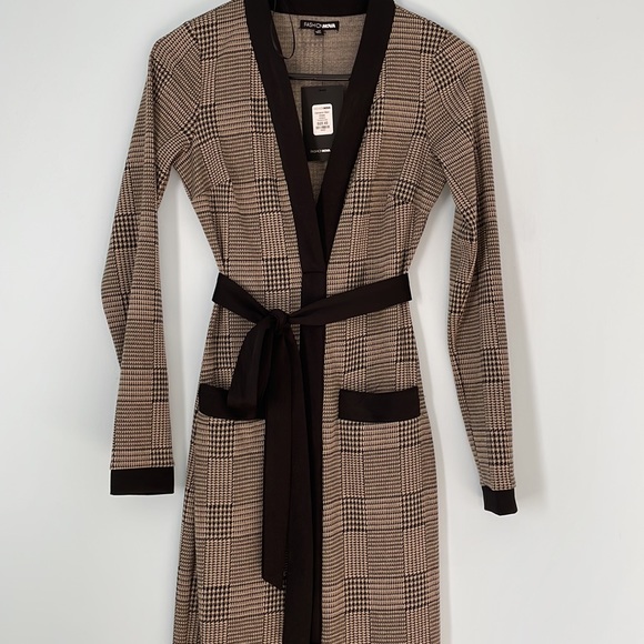 Long sleeve dress - Picture 3 of 7